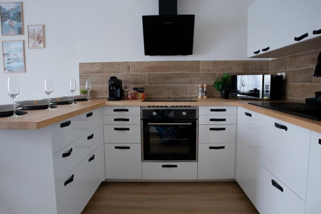 Luxury Apartment «Le Jurassien», Gex-Geneve Cessy Buitenkant foto